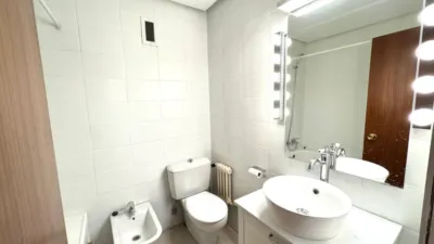 Piso en alquiler en Calle de Santiago, Las Villas-Covaresa-Parque Alameda-La Rubia (Valladolid Capital) de 1.150 €<span>/mes</span>