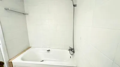 Piso en alquiler en Calle de Santiago, Las Villas-Covaresa-Parque Alameda-La Rubia (Valladolid Capital) de 1.150 €<span>/mes</span>