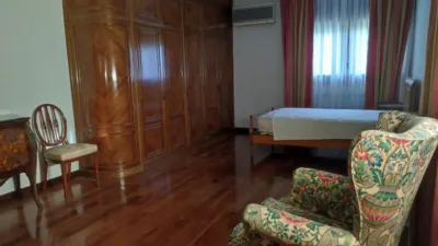Chalet en alquiler en Calle de Veremundo Méndez Coarasa, Casablanca-Montecana-Valdespartera (Zaragoza Capital) de 3.000 €<span>/mes</span>