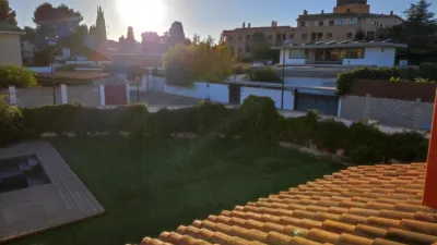 Chalet en alquiler en Calle de Veremundo Méndez Coarasa, Casablanca-Montecana-Valdespartera (Zaragoza Capital) de 3.000 €<span>/mes</span>