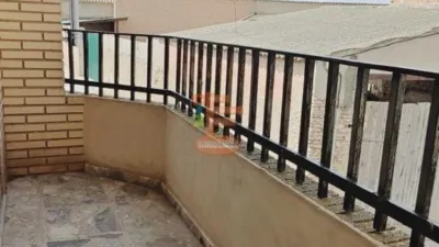 Chalet en venta en Calle del Canal Imperial, Figueruelas de 198.000 €