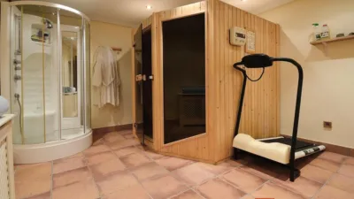 Chalet on Calle de Hermandad Donantes de Sangre photo 17