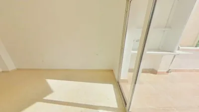 Piso en Vallparadís photo 8