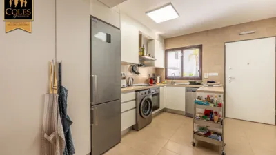 Semi-detached house on Calle del Estanque photo 8