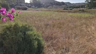 Terreno en venta en Plaza de la Bernada - Vista 2
