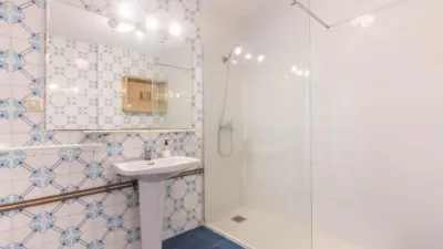 Apartment on Avenida del Monte Carmelo photo 27