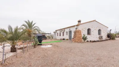 Chalet in Raiguero photo 2