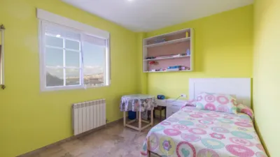 Detached House in the Metropolitan Area photo 43
