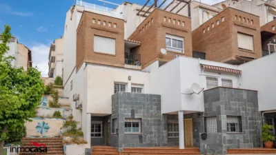 Casa pareada en Avenida de Doña Juana photo 4
