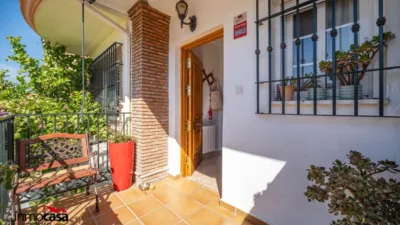 Casa adosada en venta en Calle de Dámaso Alonso, San Miguel (Armilla) de 340.000 €