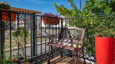 Casa adosada en venta en Calle de Dámaso Alonso, San Miguel (Armilla) de 340.000 €