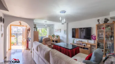 Casa adosada en venta en Calle de Dámaso Alonso, San Miguel (Armilla) de 340.000 €