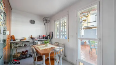 Casa adosada en venta en Calle de Dámaso Alonso, San Miguel (Armilla) de 340.000 €