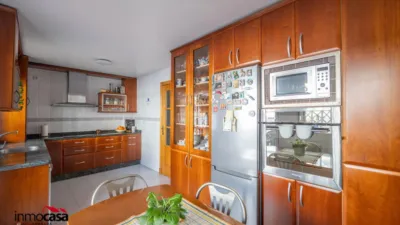 Casa adosada en venta en Calle de Dámaso Alonso, San Miguel (Armilla) de 340.000 €