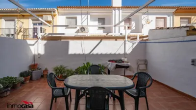 Casa adosada en venta en Calle de Dámaso Alonso, San Miguel (Armilla) de 340.000 €