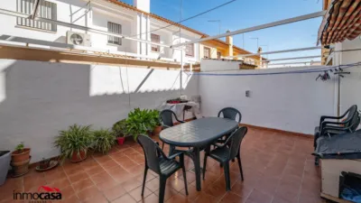 Casa adosada en venta en Calle de Dámaso Alonso, San Miguel (Armilla) de 340.000 €