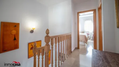 Casa adosada en venta en Calle de Dámaso Alonso, San Miguel (Armilla) de 340.000 €