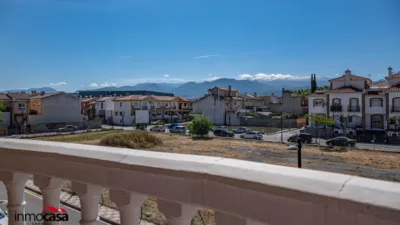 Casa adosada en venta en Calle de Dámaso Alonso, San Miguel (Armilla) de 340.000 €