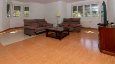 Chalet en venta en Tres Arroyos, Los Montitos-Carretera de Sevilla (Badajoz Capital) de 285.000 €