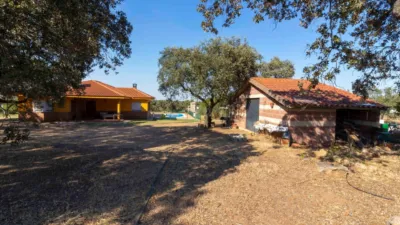 Chalet en venta en Tres Arroyos, Los Montitos-Carretera de Sevilla (Badajoz Capital) de 285.000 €