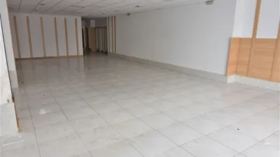 Local comercial en venta en Calle de Barcelona, 73, cerca de Calle de la República Dominicana - Vista 3