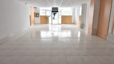 Local comercial en venta en Calle de Barcelona, 73, cerca de Calle de la República Dominicana - Vista 5