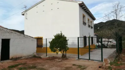 Rustic property for sale in Segura de La Sierra, Segura de La Sierra of 260.000 €