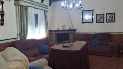 Chalet on Calle de Castilla la Mancha photo 15