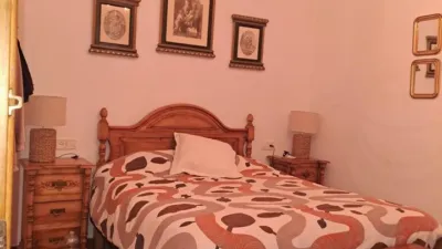 Chalet on Calle de Castilla la Mancha photo 21