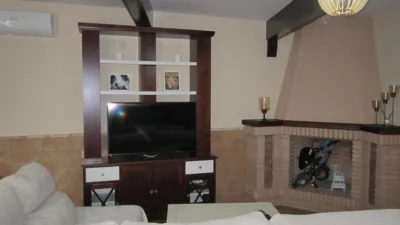 Chalet on Calle de Castilla la Mancha photo 3