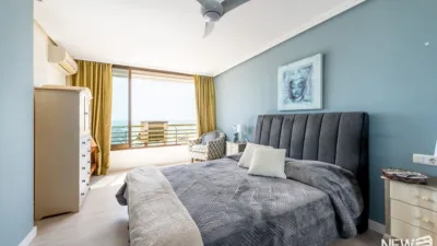 Apartment on Calle Sol Naixent photo 11