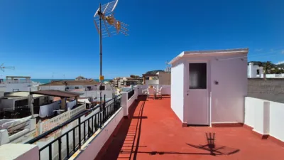 Casa en venta en Calle Real, 27, La Herradura (Almuñécar) de 299.900 €