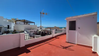 Casa en venta en Calle Real, 27, La Herradura (Almuñécar) de 299.900 €