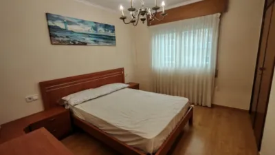 Piso en venta en Calle del Conde de Torrecedeira, cerca de Calle de Llorente, Berbés-Peritos (Distrito Casco Urbano. Vigo) de 265.000 €