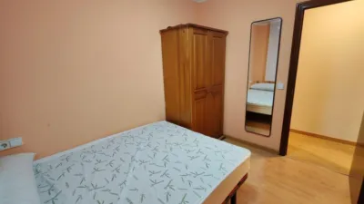 Piso en venta en Calle del Conde de Torrecedeira, cerca de Calle de Llorente, Berbés-Peritos (Distrito Casco Urbano. Vigo) de 265.000 €
