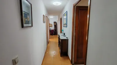 Piso en venta en Calle del Conde de Torrecedeira, cerca de Calle de Pi i Margall, Berbés-Peritos (Distrito Casco Urbano. Vigo) de 250.000 €