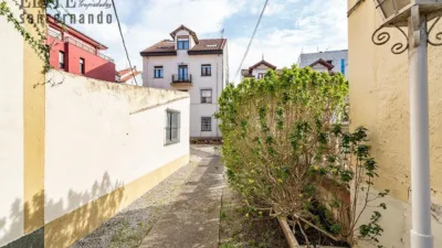 House on Avenida de los Castros photo 3