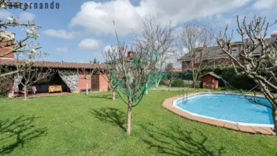 Chalet on Paseo Fernández Vallejo photo 6