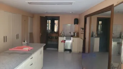 House in the Centre photo 28
