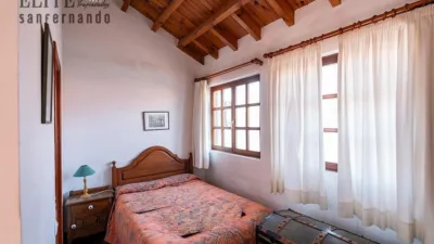 Chalet on Villaverde-Trapa Street photo 25