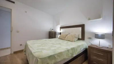 Apartment on Calle de las Canalejas photo 9