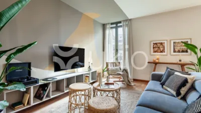 Piso en alquiler en Ronda de la Universitat - Imagen 7