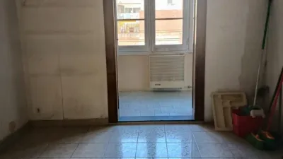 Apartment in El Camp de L'Arpa del Clot photo 13