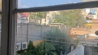 Apartment in El Camp de L'Arpa del Clot photo 2