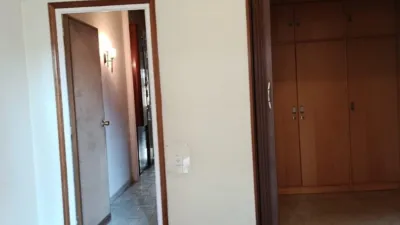 Apartment in El Camp de L'Arpa del Clot photo 6