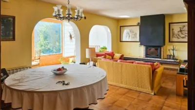 Chalet on Calle del Frontal photo 9