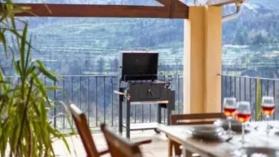Chalet on Calle Solana photo 15