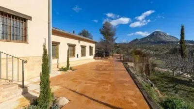 Chalet on Calle Solana photo 31