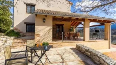 Chalet on Calle Solana photo 38