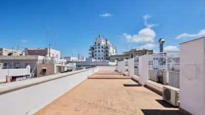 Piso en venta en Centro, El Pópulo-Santa María (Cádiz Capital) de 235.000 €